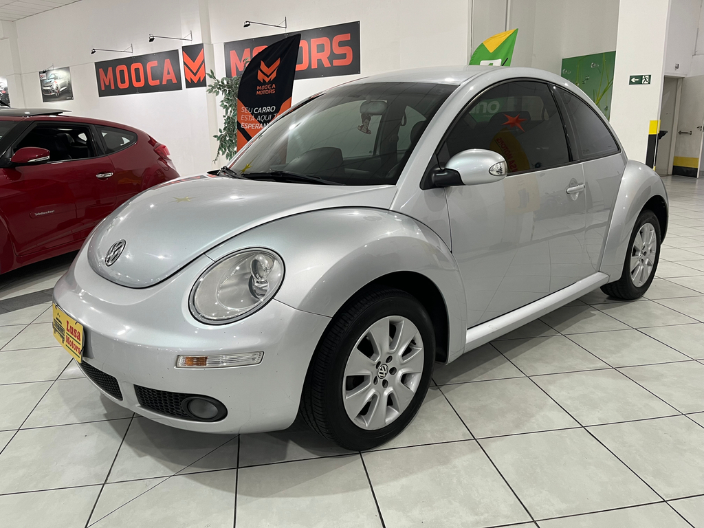 Volkswagen New Beetle Prata