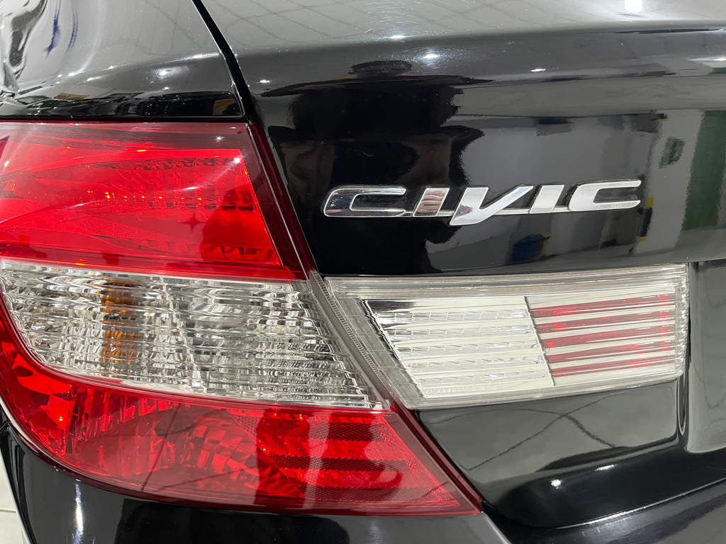 Honda Civic Sedan Preto