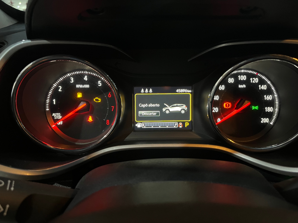 Chevrolet Tracker Preto