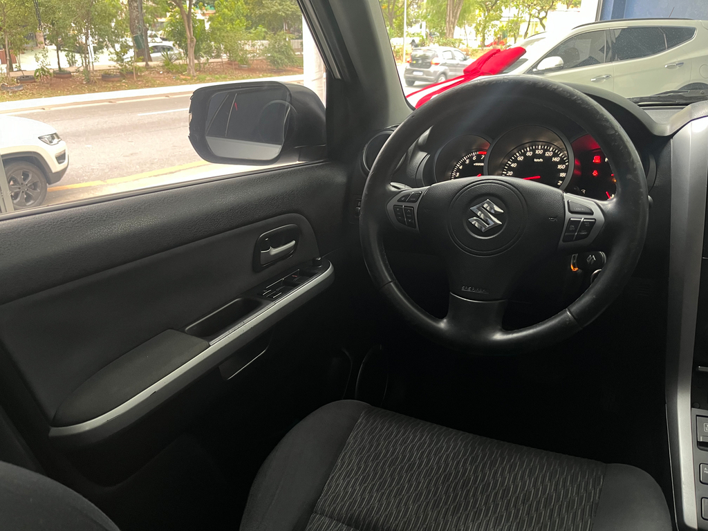 Suzuki Grand Vitara Prata