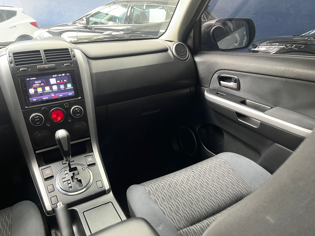 Suzuki Grand Vitara Prata