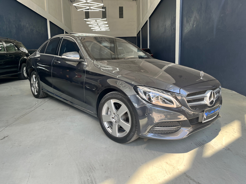 Mercedes Benz C-200 Cinza