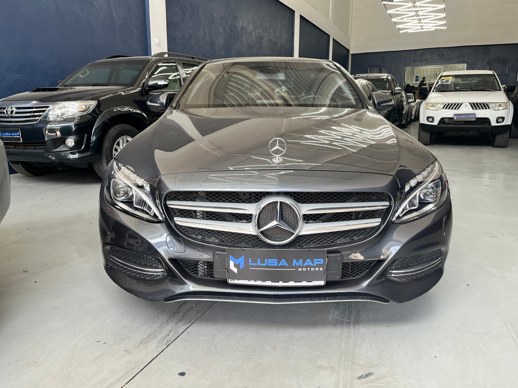 Mercedes Benz C-200 Cinza