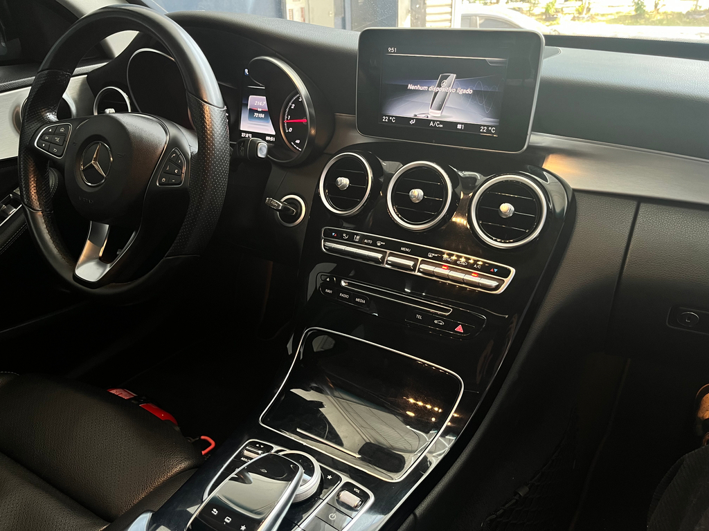 Mercedes Benz C-200 Cinza
