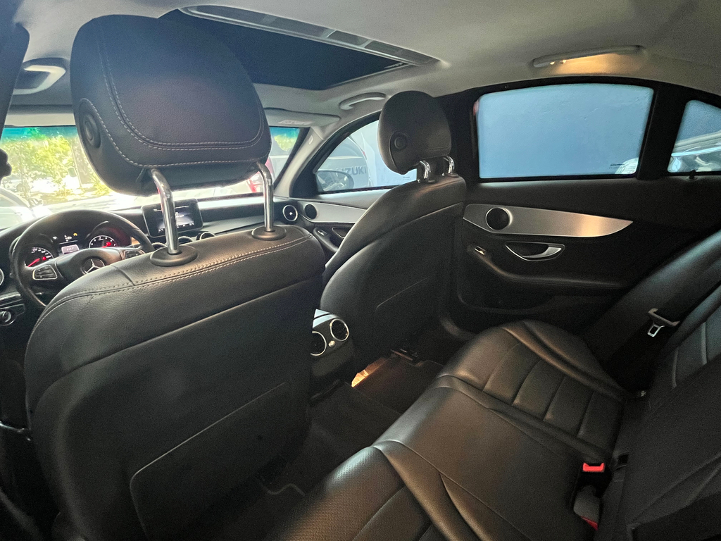 Mercedes Benz C-200 Cinza