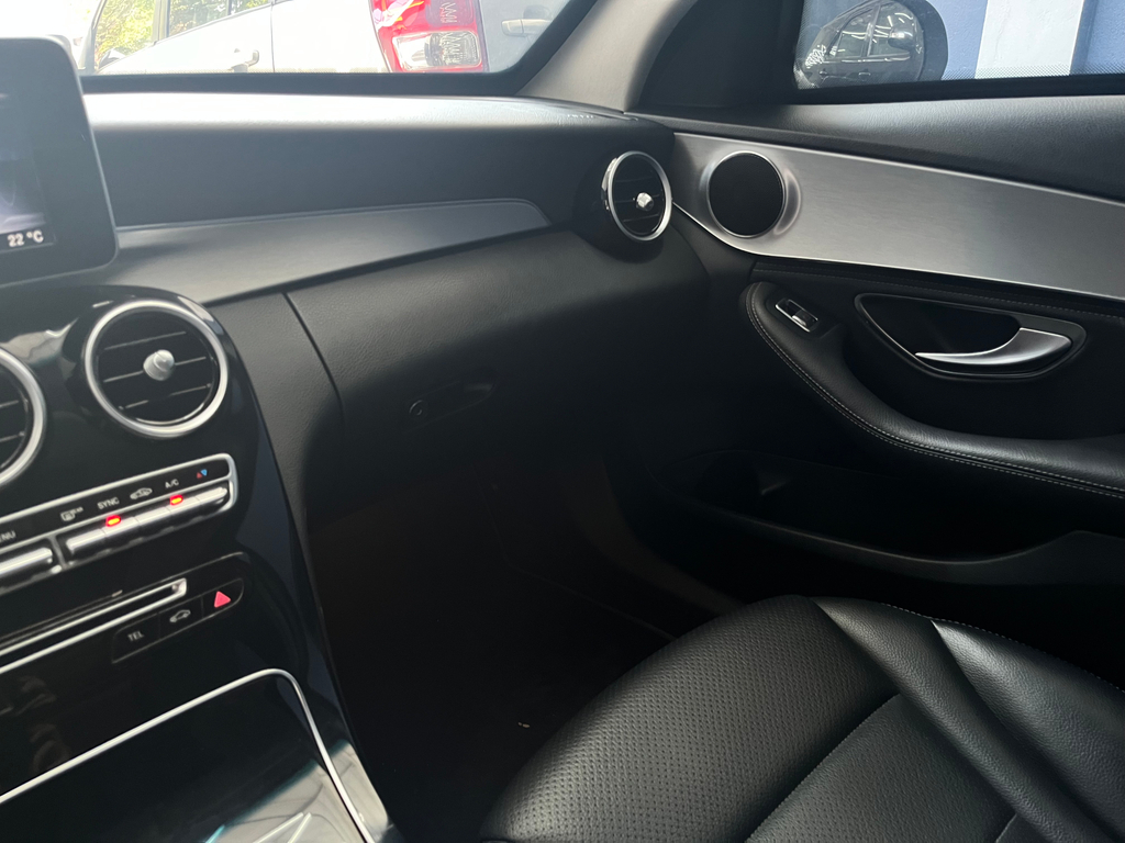 Mercedes Benz C-200 Cinza