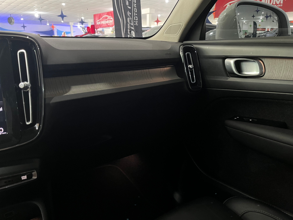 Volvo XC40 Branco