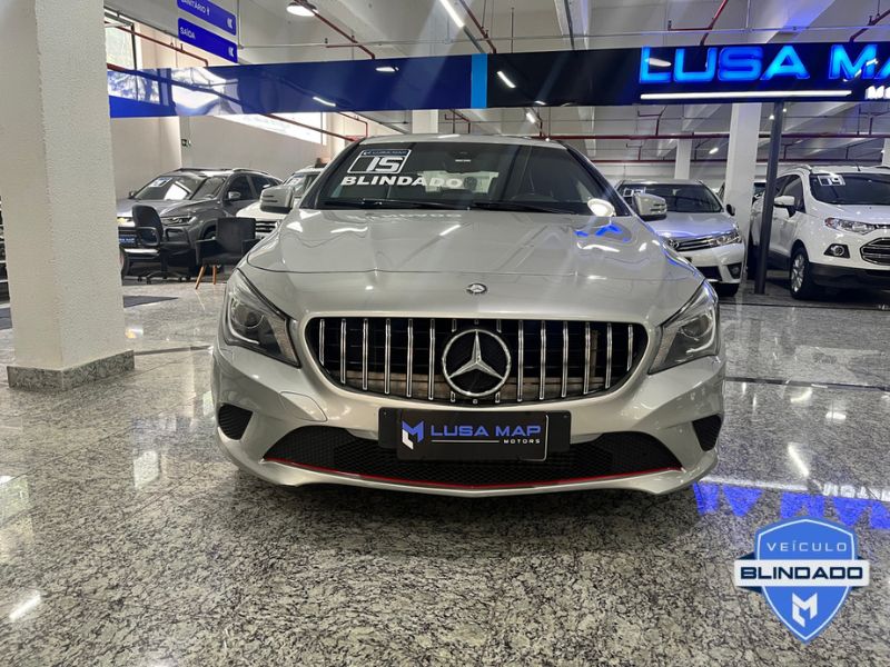 Mercedes Benz CLA-200 Prata