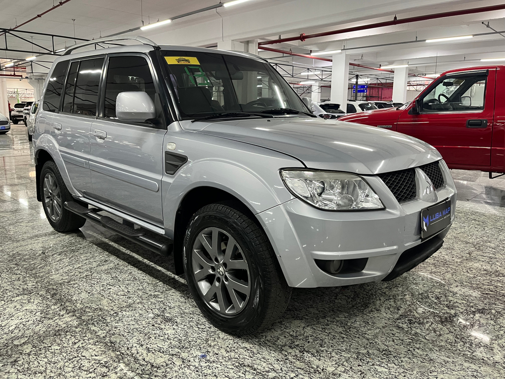 Mitsubishi Pajero TR4 Prata