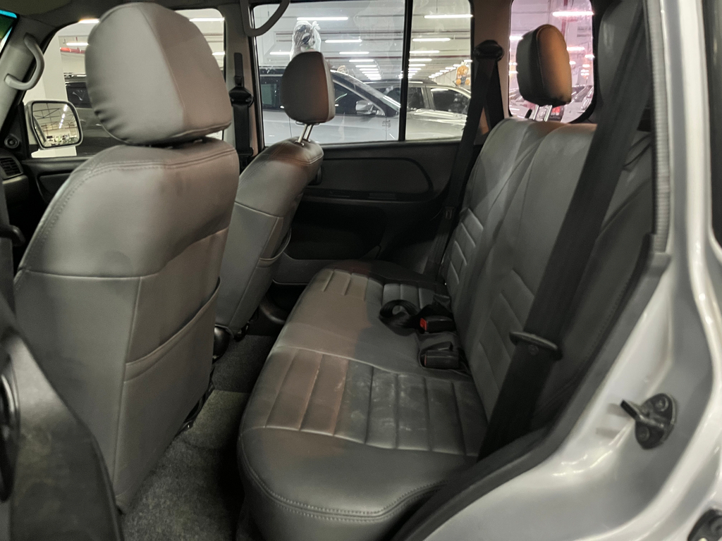 Mitsubishi Pajero TR4 Prata