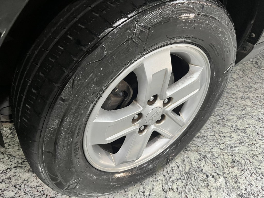 Kia Sportage Preto