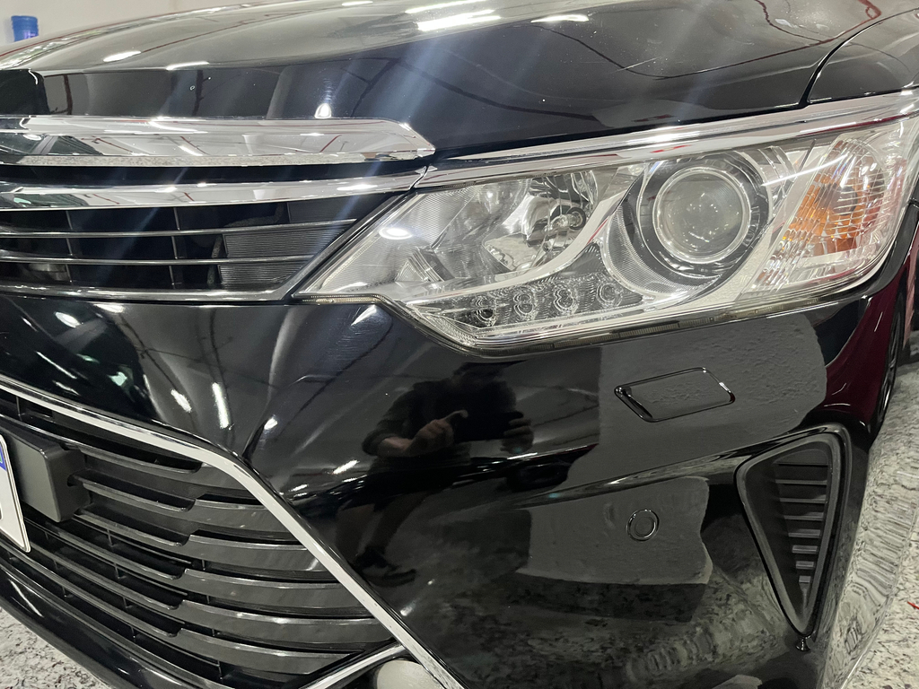 Toyota Camry  Preto