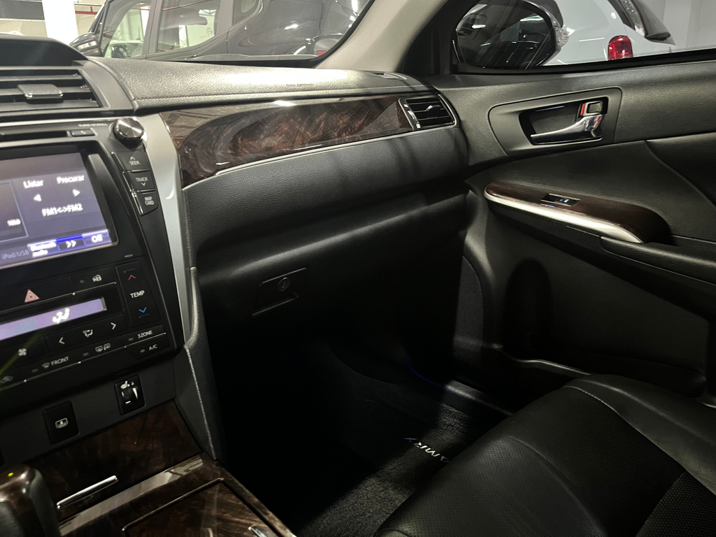 Toyota Camry  Preto