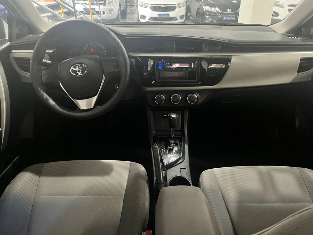 Toyota Corolla Prata