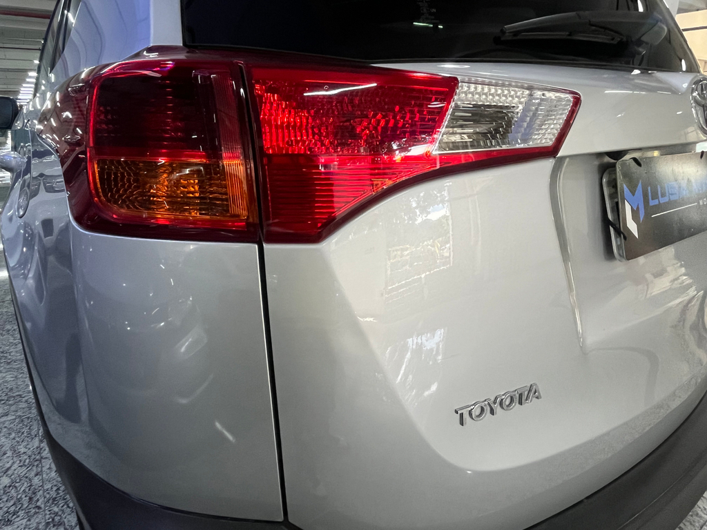 Toyota RAV4 Prata