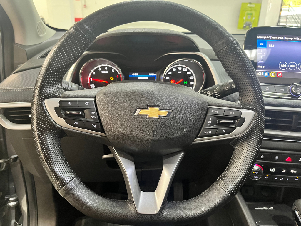 Chevrolet Tracker Cinza