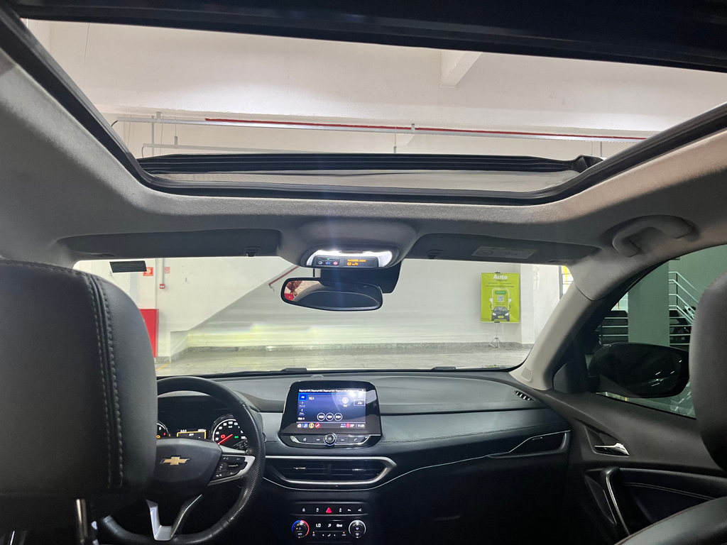 Chevrolet Tracker Cinza