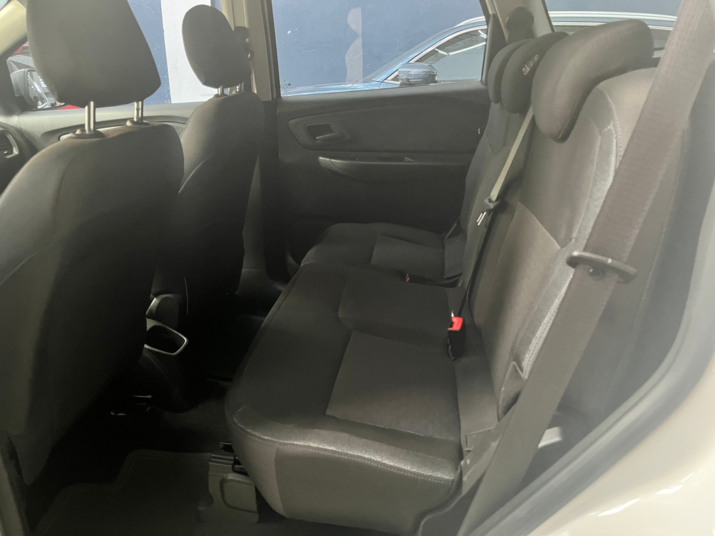 Chevrolet Spin Branco