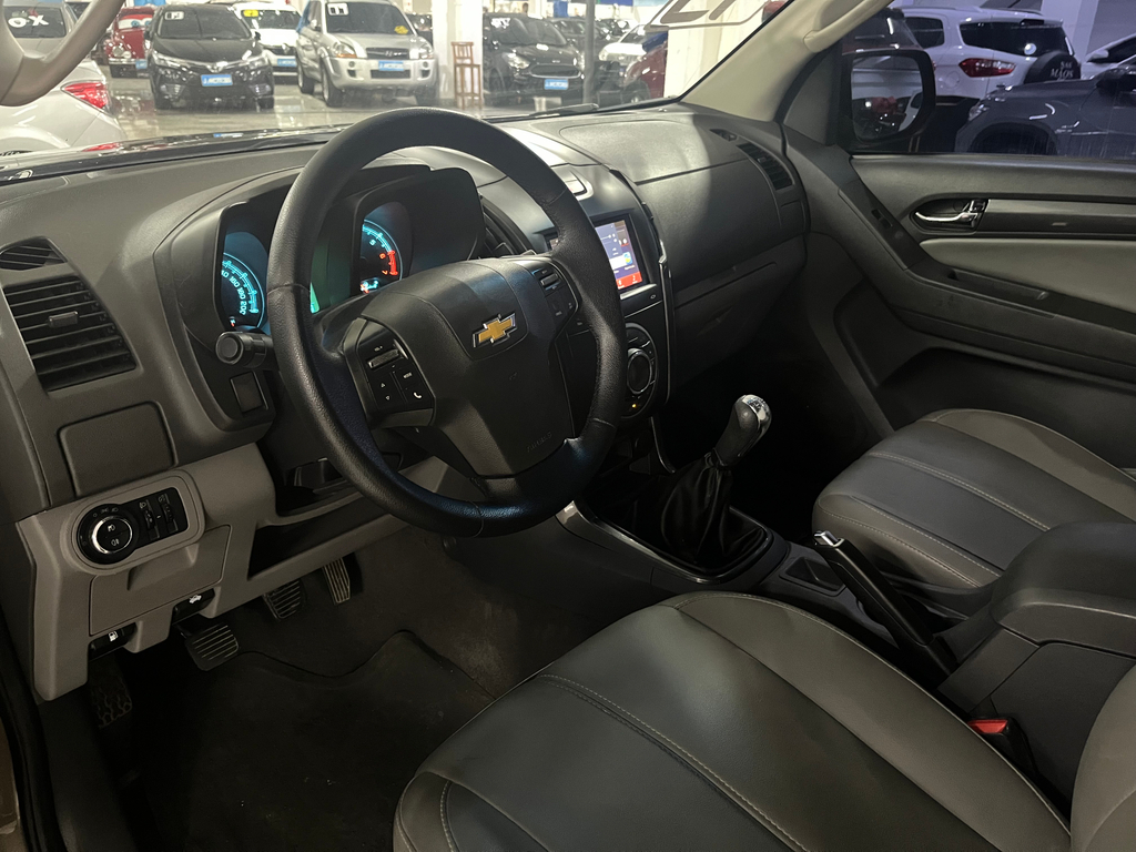 Chevrolet S10 Cabine Dupla Marrom