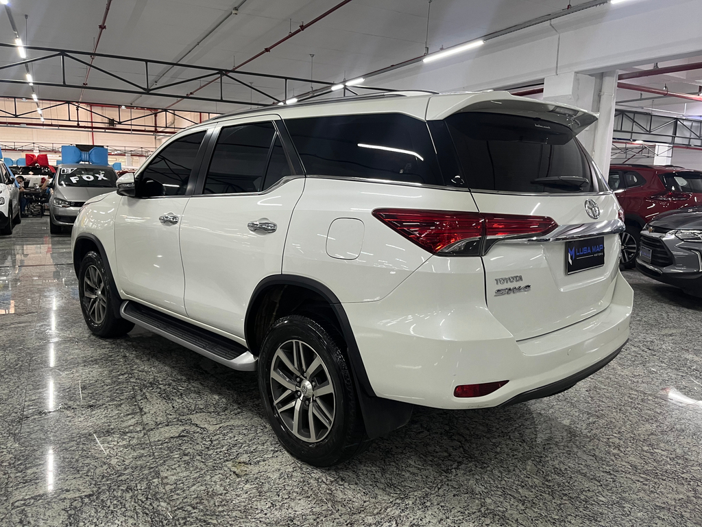 Toyota SW4 Branco