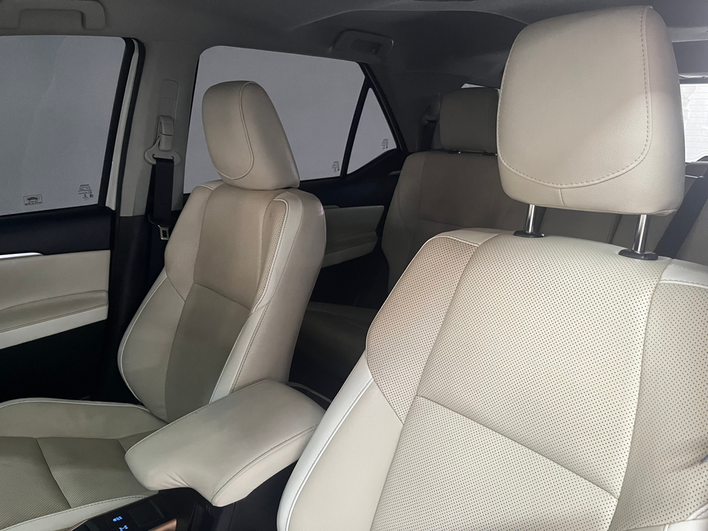 Toyota Hilux SW4 Branco