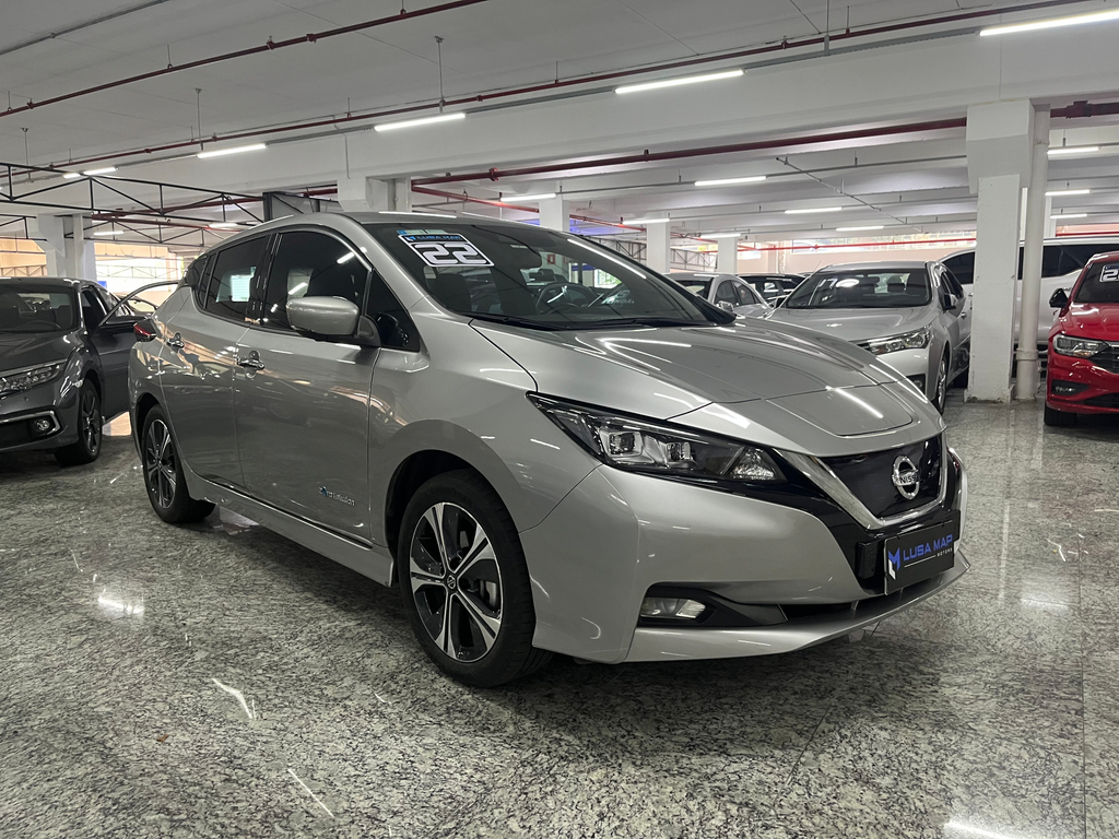Nissan Leaf Prata