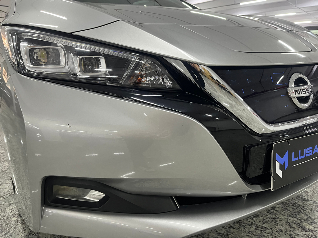 Nissan Leaf Prata