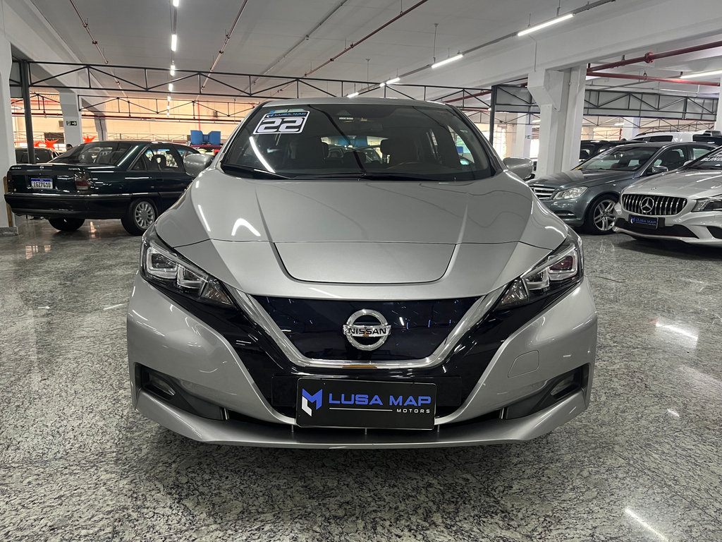Nissan Leaf Prata