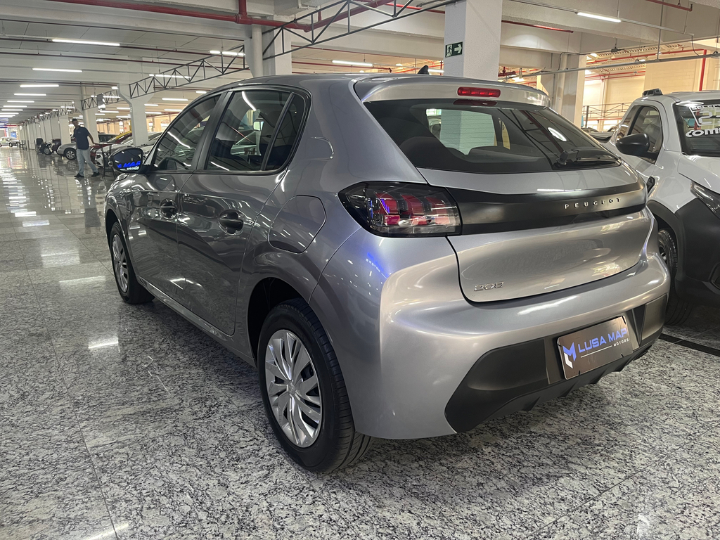 Peugeot 208 Prata