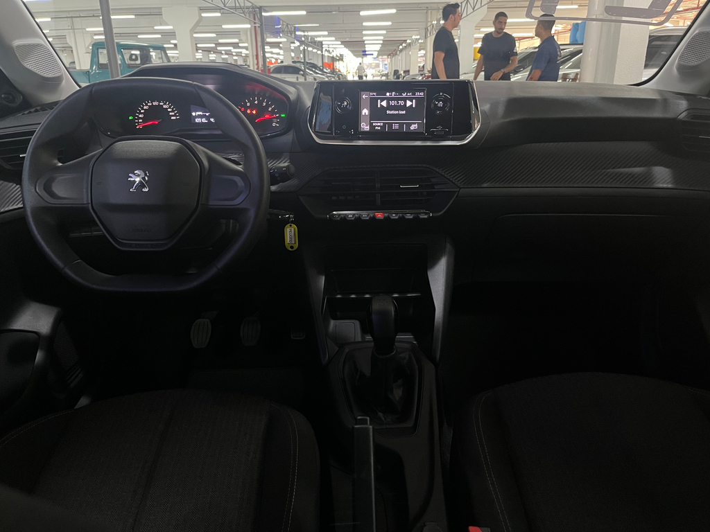 Peugeot 208 Prata