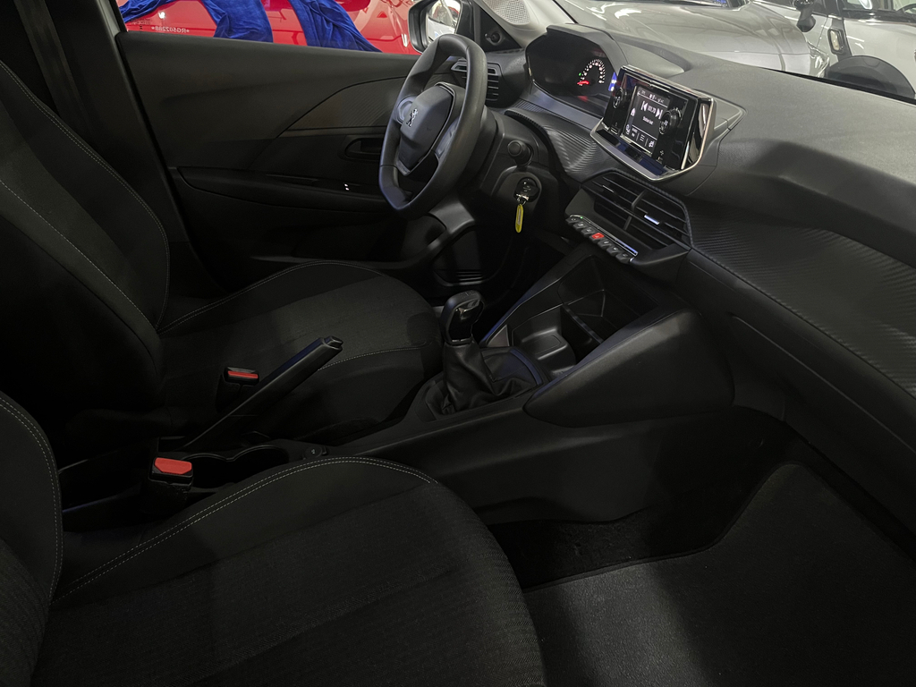 Peugeot 208 Prata