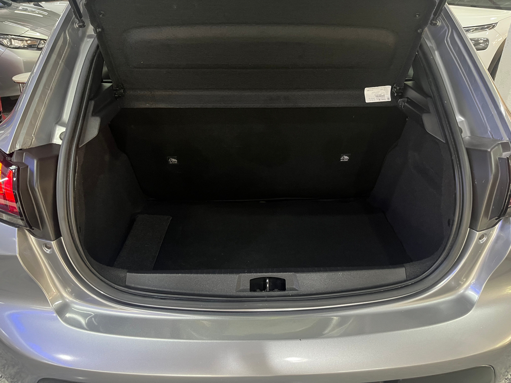 Peugeot 208 Prata