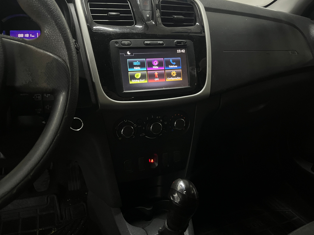 Renault Sandero Vermelho