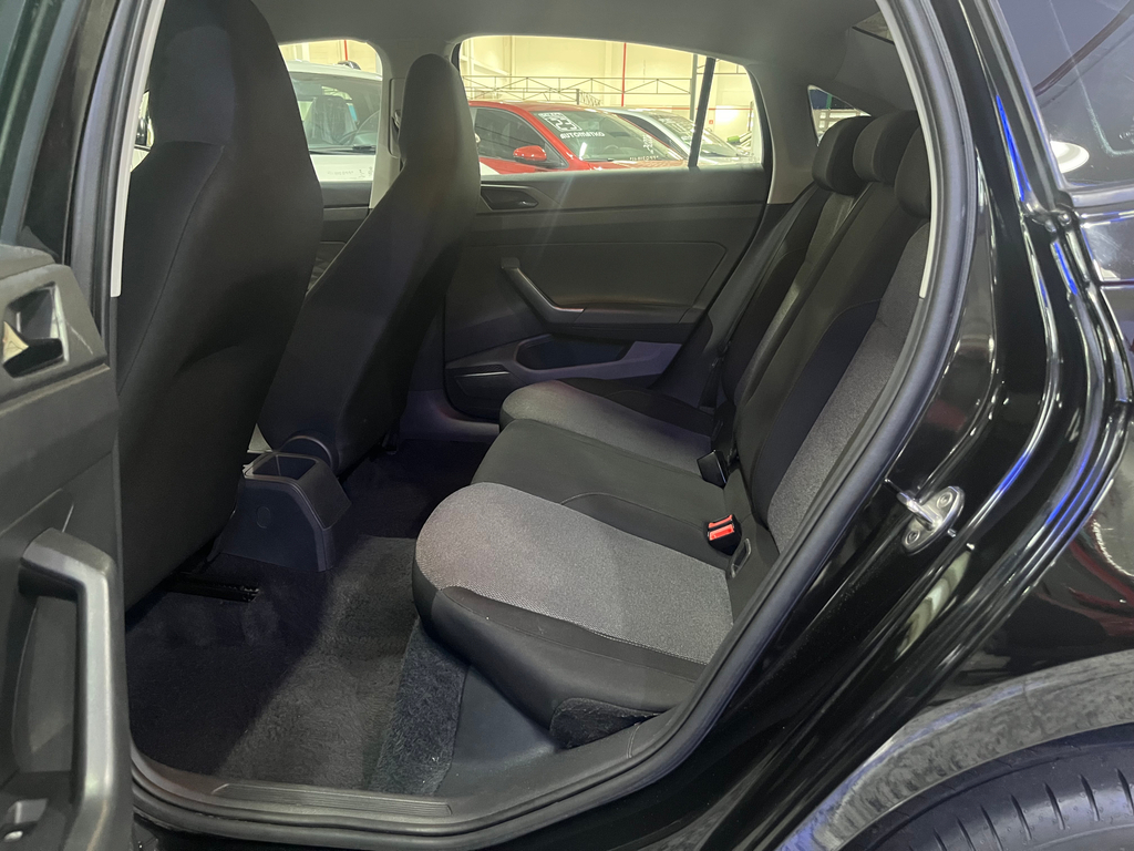 Volkswagen Virtus Preto