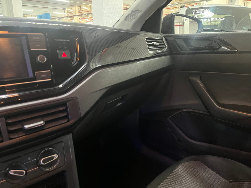 Volkswagen Virtus Preto