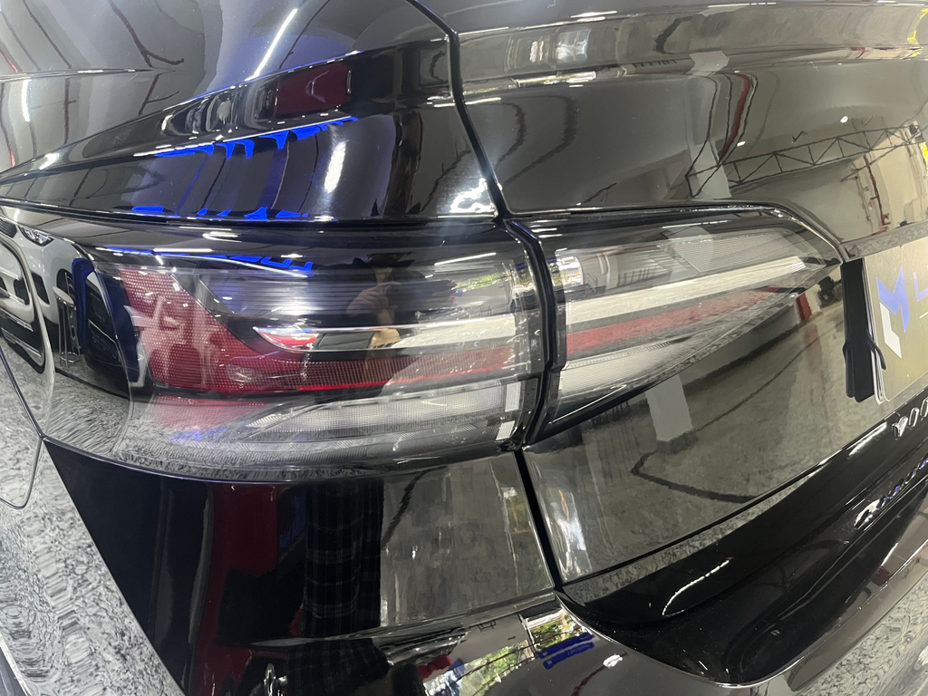 Volkswagen Virtus Preto