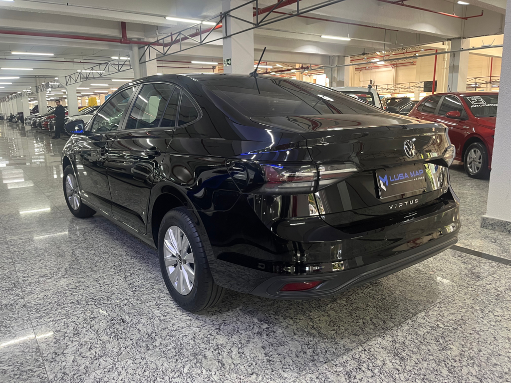 Volkswagen Virtus Preto