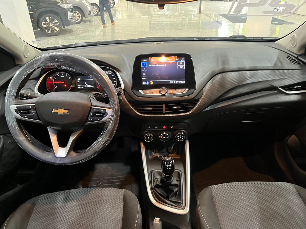 Chevrolet Onix Prata