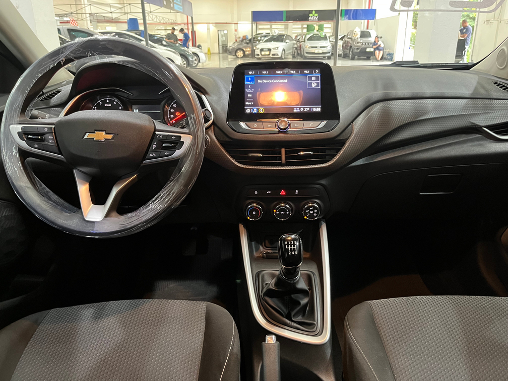 Chevrolet Onix Prata