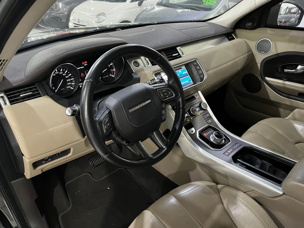 Land Rover Range Rover Evoque Preto