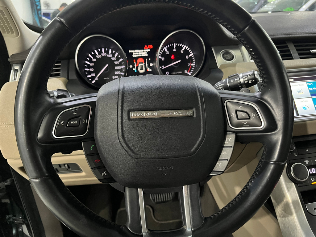 Land Rover Range Rover Evoque Preto