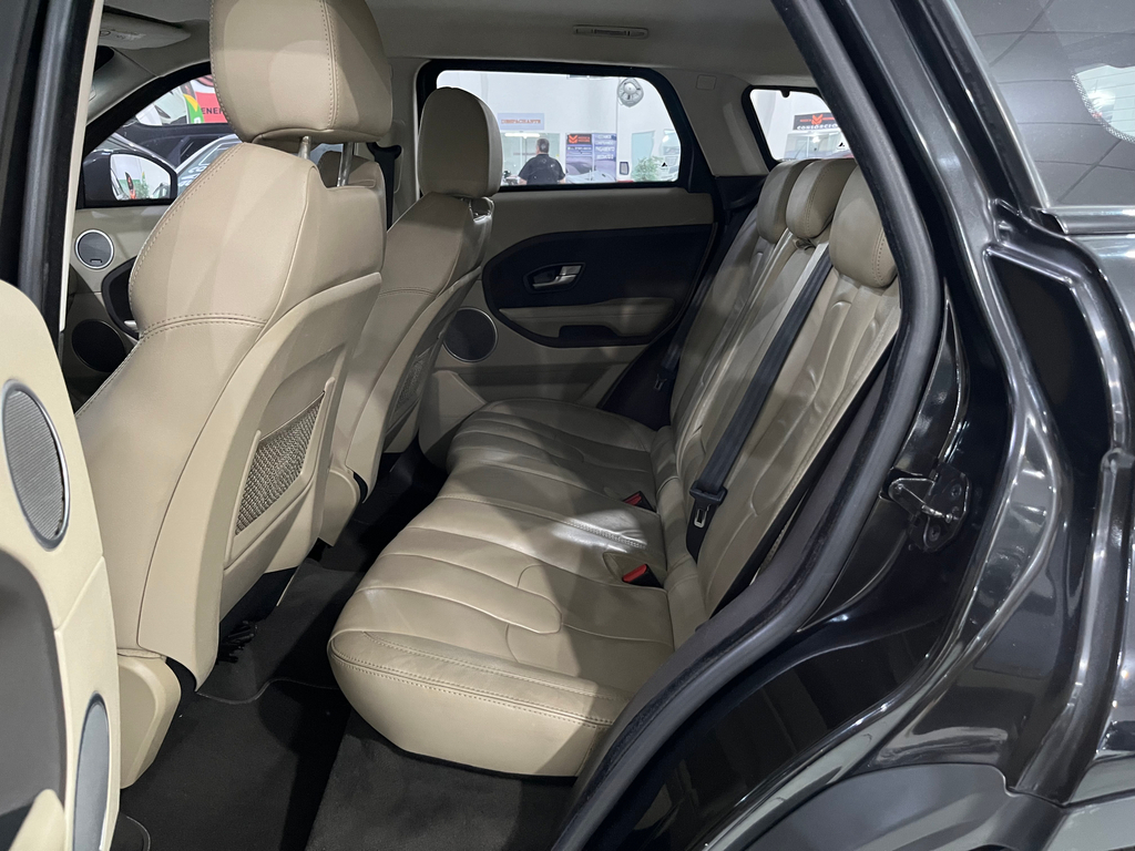 Land Rover Range Rover Evoque Preto