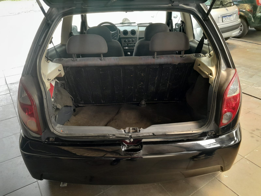 Chevrolet Celta Preto