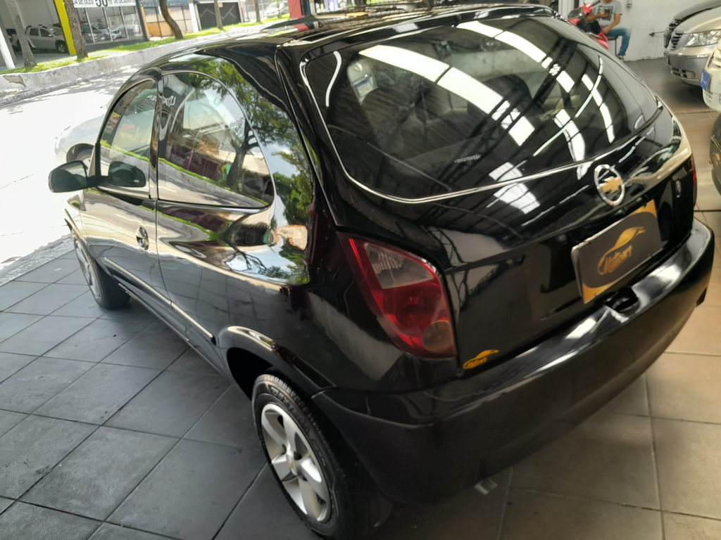 Chevrolet Celta Preto