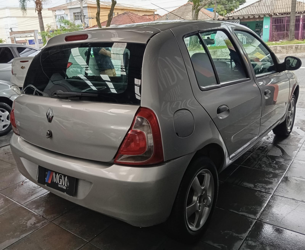 Renault Clio Prata