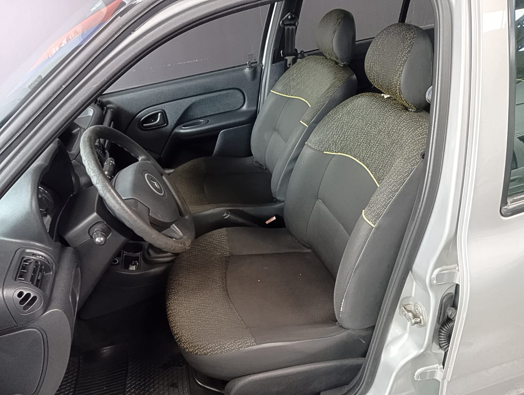 Renault Clio Prata