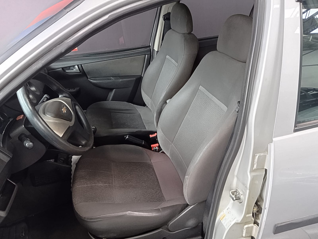 Chevrolet Celta Prata
