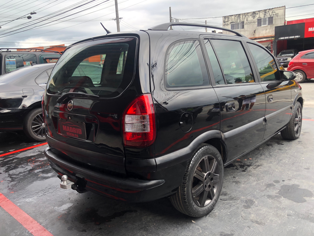 Chevrolet Zafira Preto