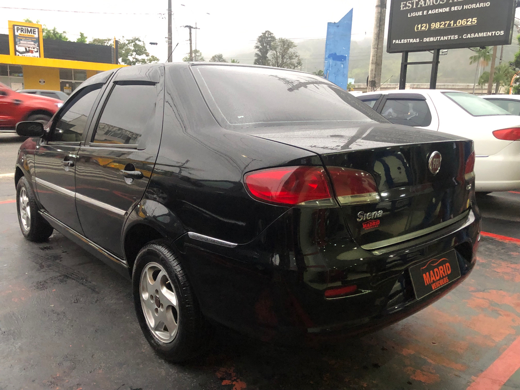 Fiat Siena Preto
