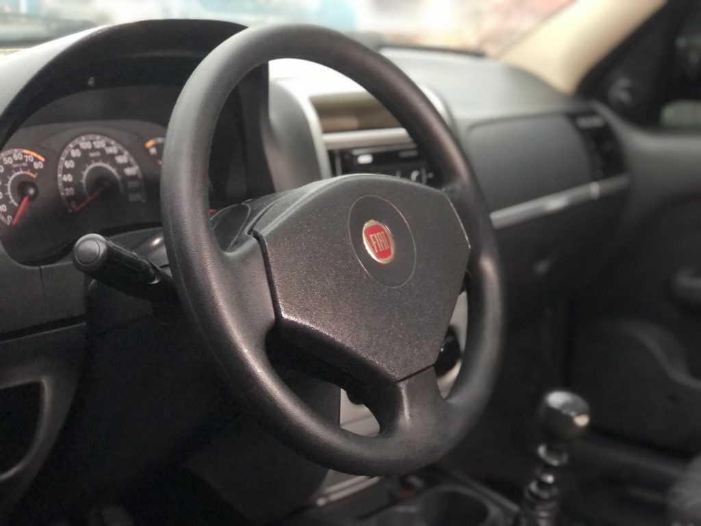 Fiat Siena Preto